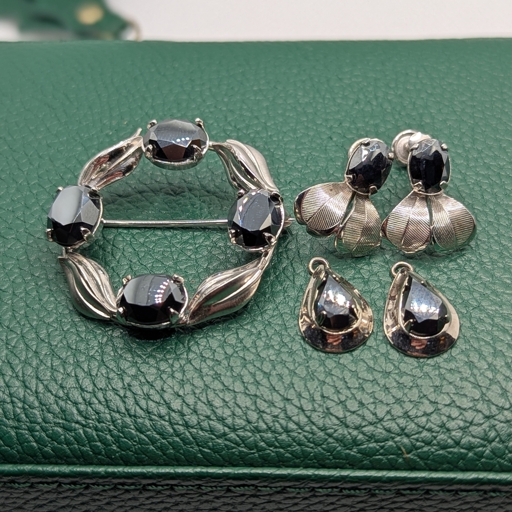 ✨ Silver Hematite Jewelry Set ❤️ - Picture 7 of 7